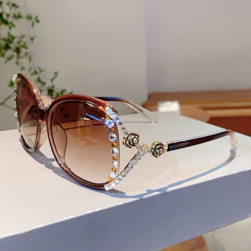 Oval Frame UV400 Sunglasses Stylish Metal Crystal Accent