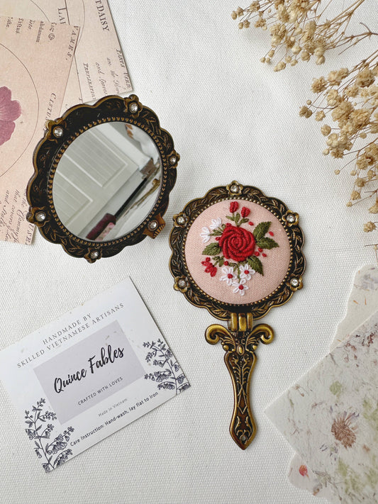 Floral Embroidered Round Folding Mirror, Collection Aura✅