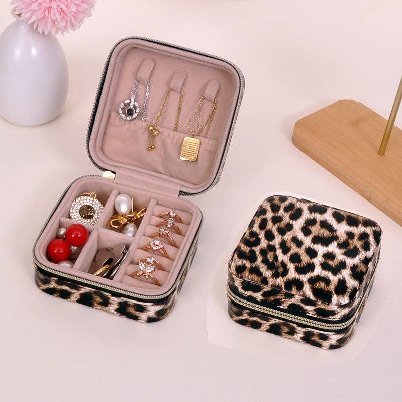 Fashionable Velvet Jewelry Storage Box