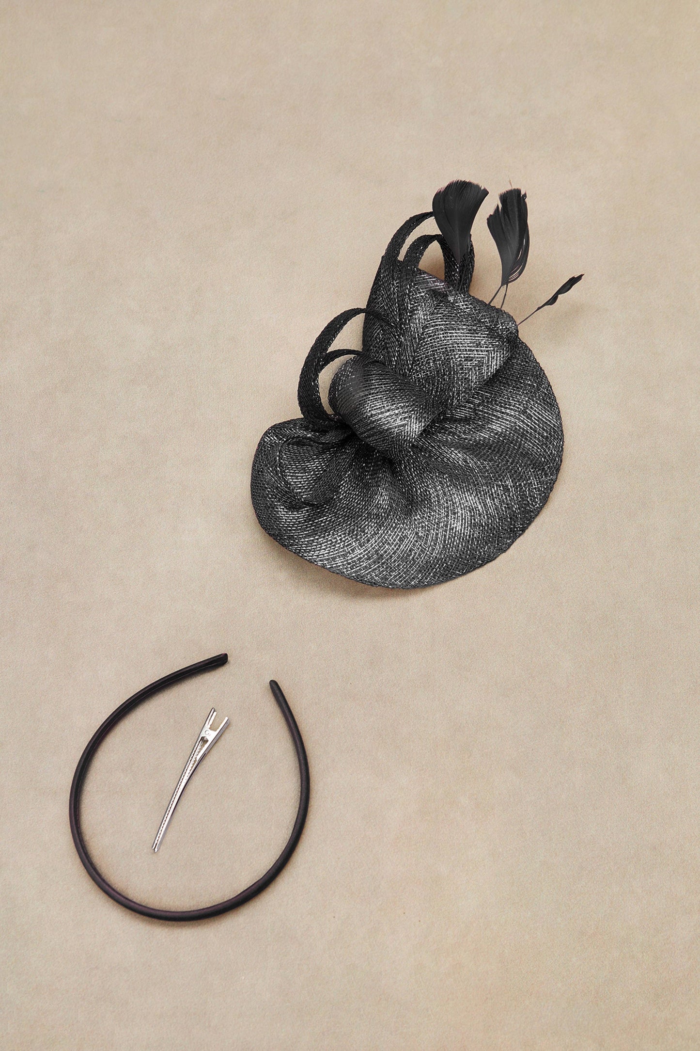 Classic Cocktail Pillbox Fascinator