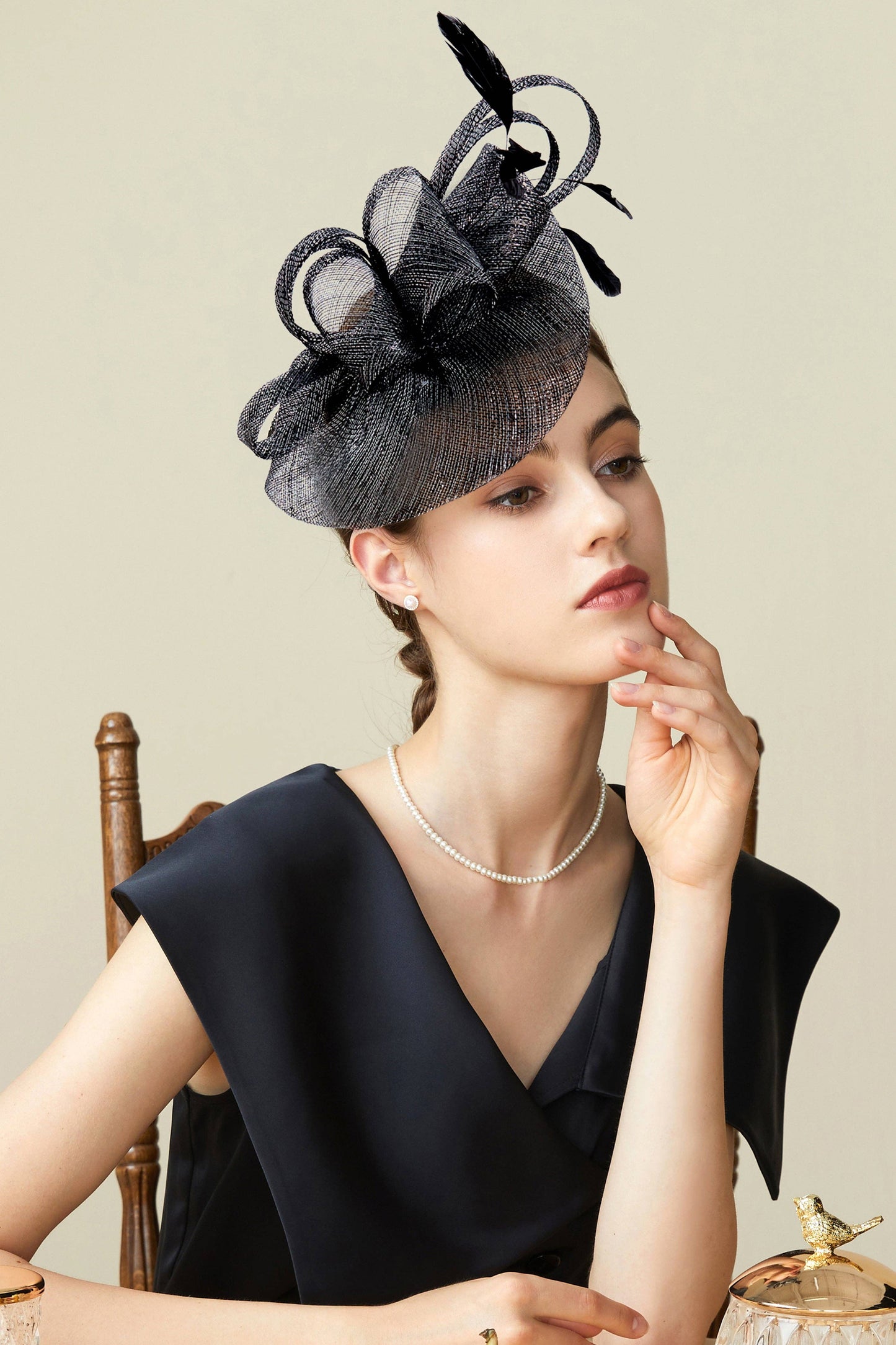 Classic Cocktail Pillbox Fascinator