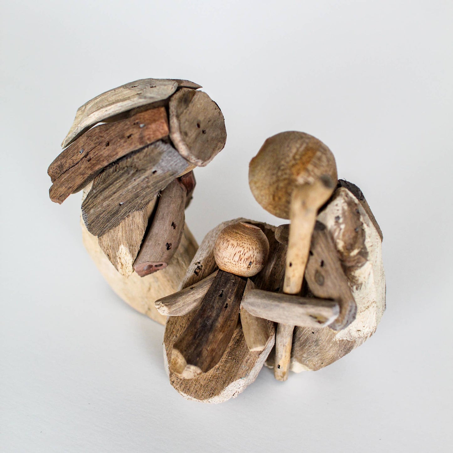 4.5" x 6" Rounded Driftwood Holy Family (Natural)