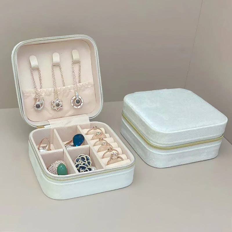 Fashionable Velvet Jewelry Storage Box
