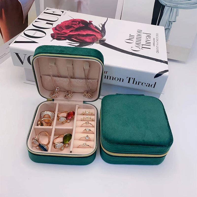 Fashionable Velvet Jewelry Storage Box