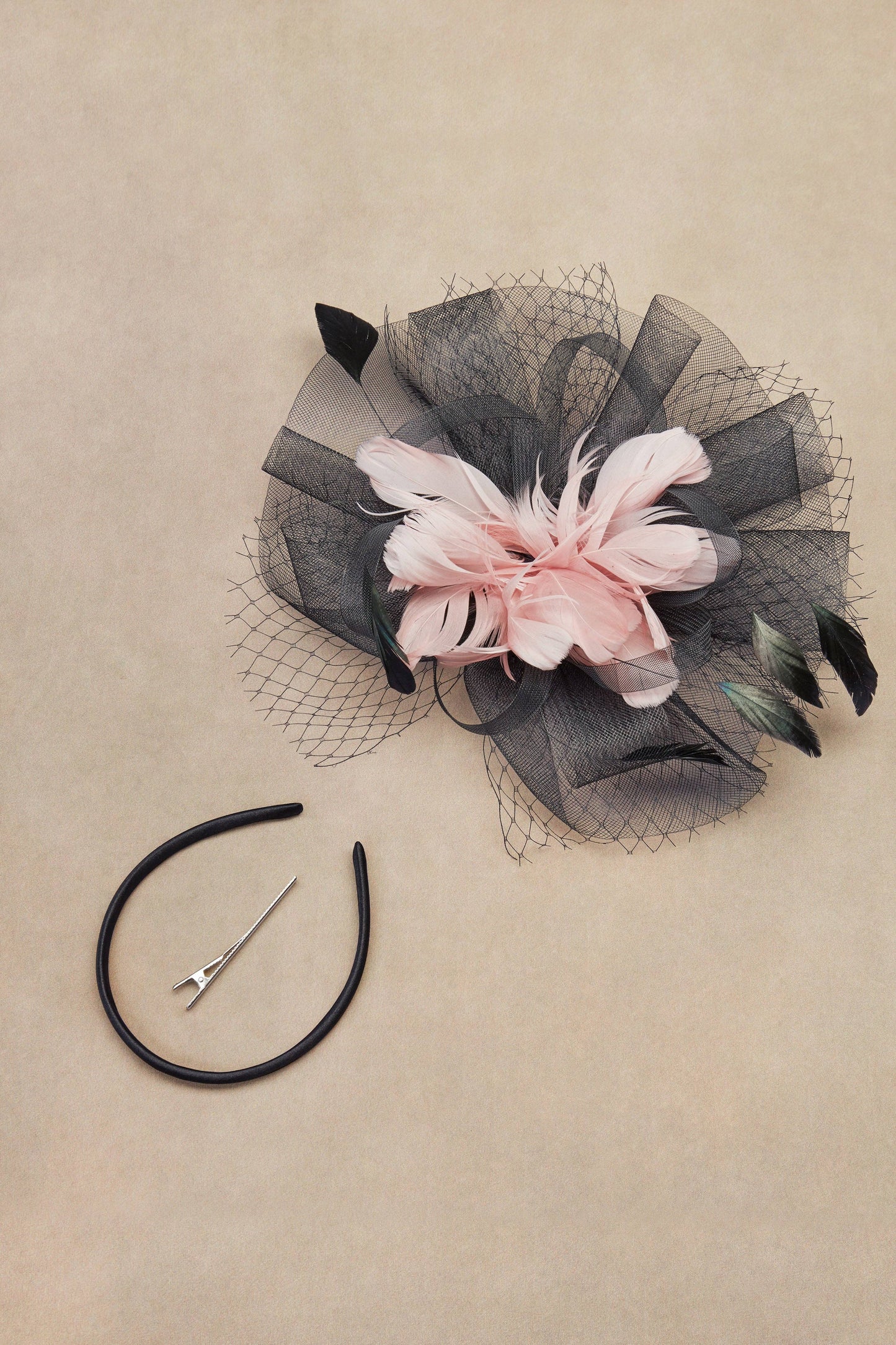 Vintage Veil Feather Fascinator