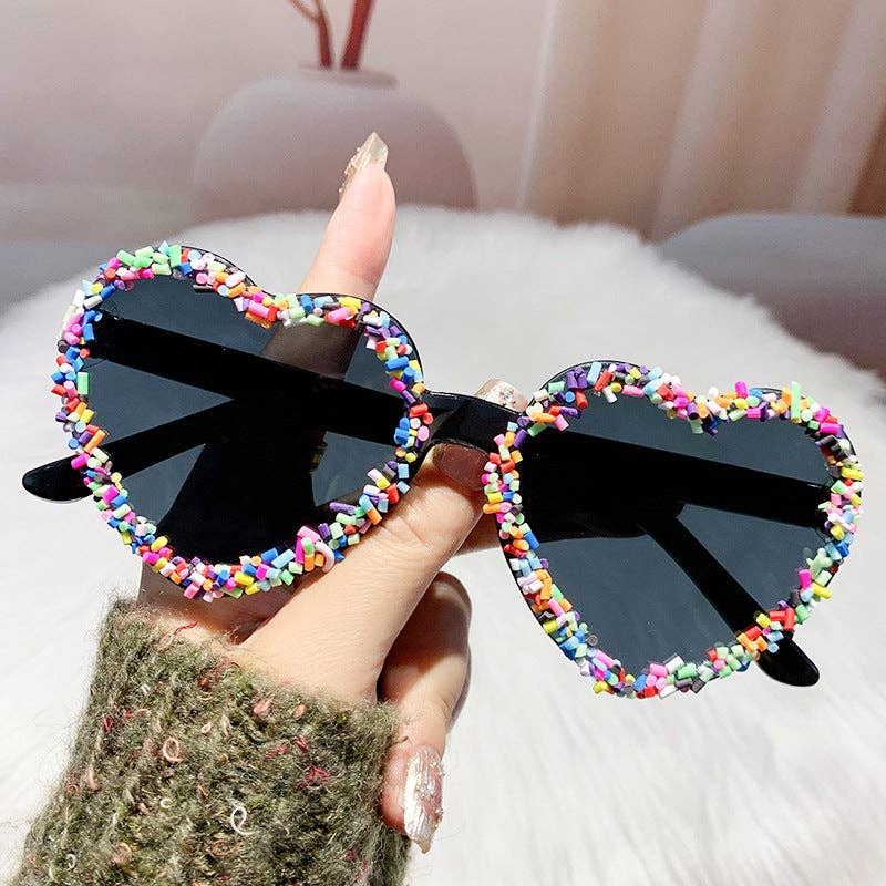 Heart-Shaped Fashion Sunglasses Trendy Beach Shades