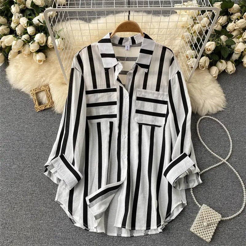 Casual Loose Blouse with Striped Lapel and Contrast Color Detail