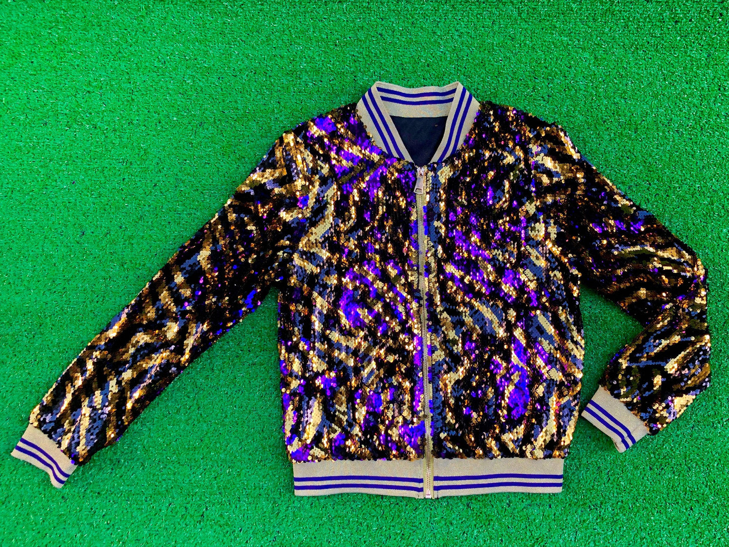 GLEAUX GIRL™ ORIGINAL GAMEDAY™ SEQUIN JACKET  TIGER STRIPE