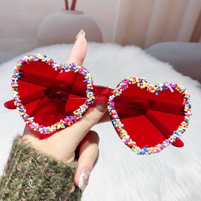 Heart-Shaped Fashion Sunglasses Trendy Beach Shades