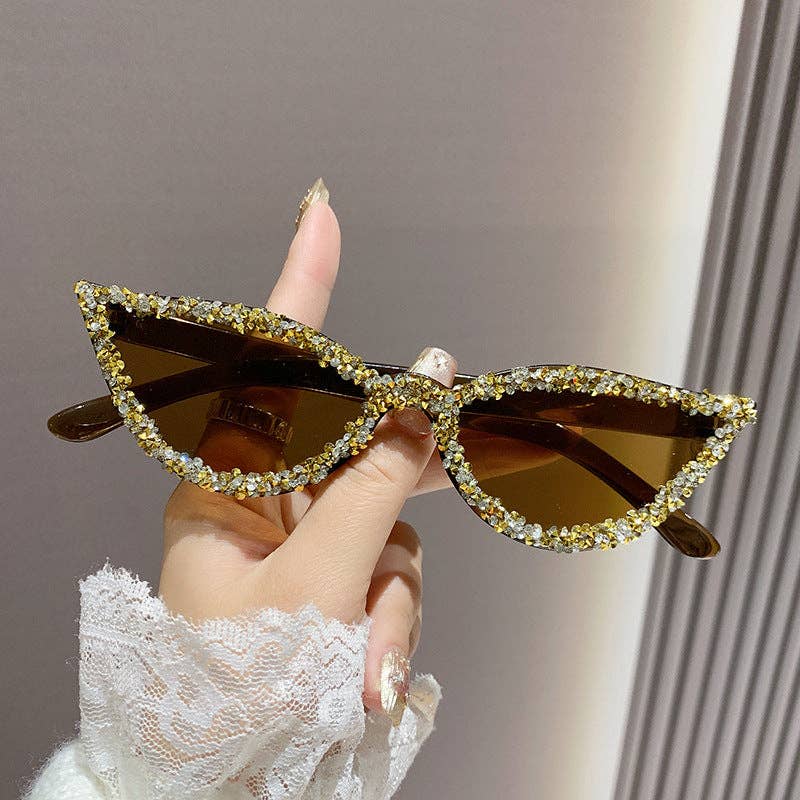 Trendy Cat Eye Sunglasses with Rhinestones in Candy Colors