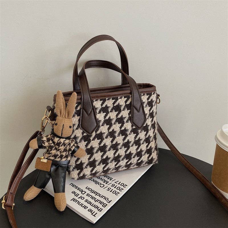 Fashionable Versatile Shoulder Handbag With Attachments