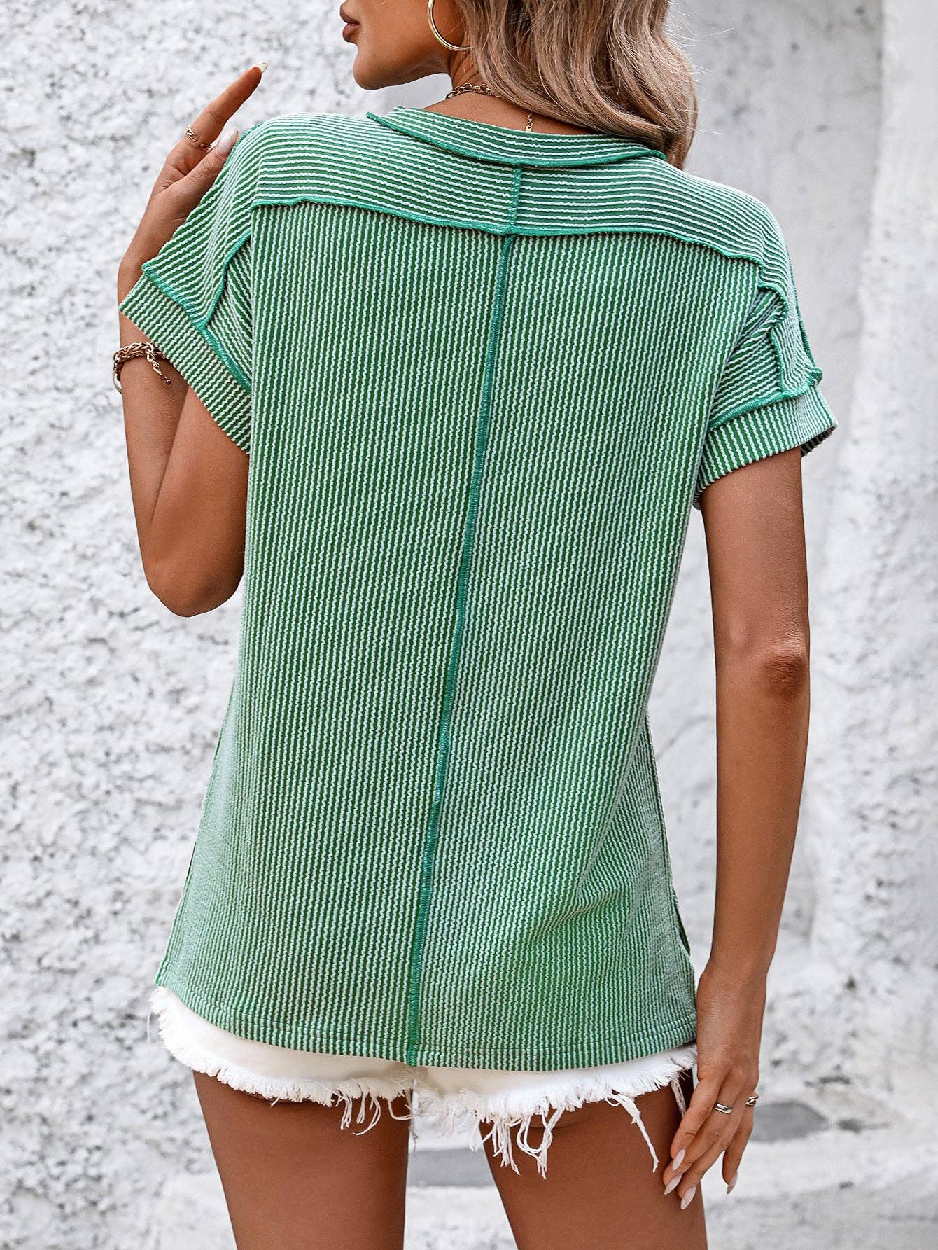 Backstitch Strip Short Sleeve Knit Casual T Shirts: Khaki / 65%Rayon/35%Polyester