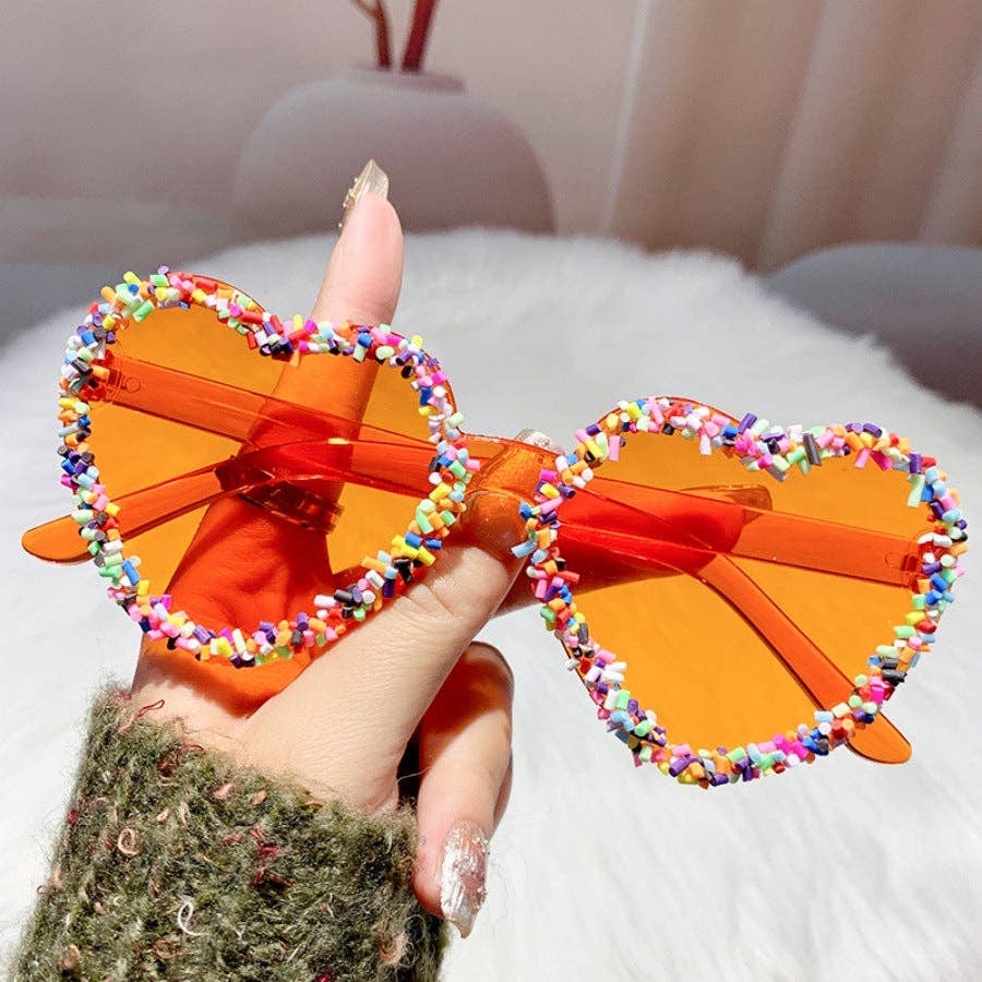 Heart-Shaped Fashion Sunglasses Trendy Beach Shades